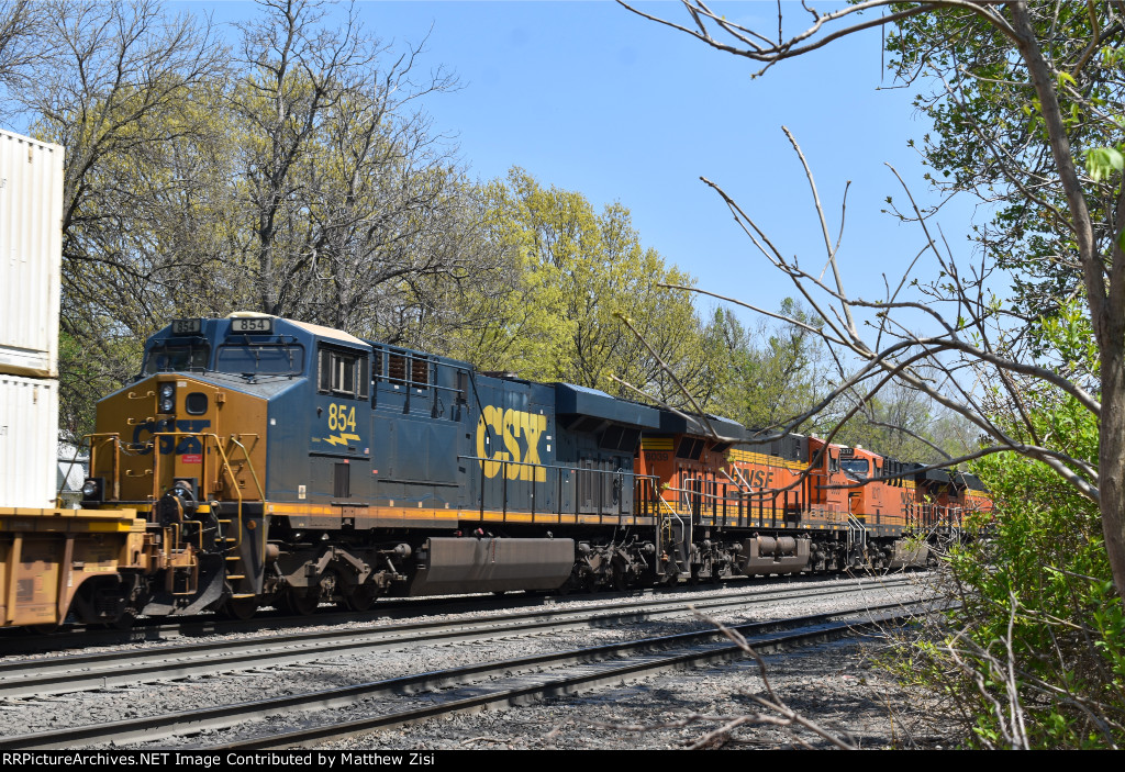 BNSF 8217 8039 CSX 854